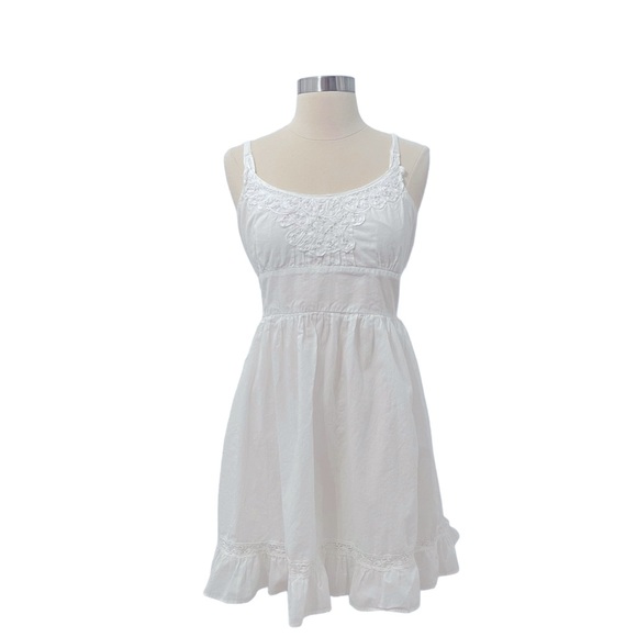 dELiA*s Dresses & Skirts - Delia’*s Junior’s Dress Size 13 White in Color